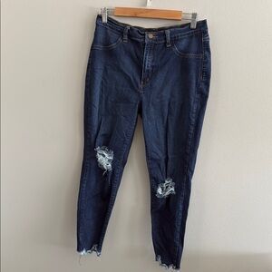 FN Dark Wash High Stretch Distressed Skinny Blue Jeans